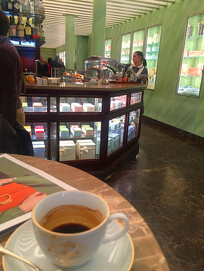 ミラノの老舗カフェ「マルケージ」の新店をご紹介！